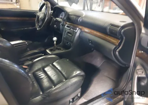 2001 Audi S4 2.7T from USA, damaged, VIN WAURD68D51A034935